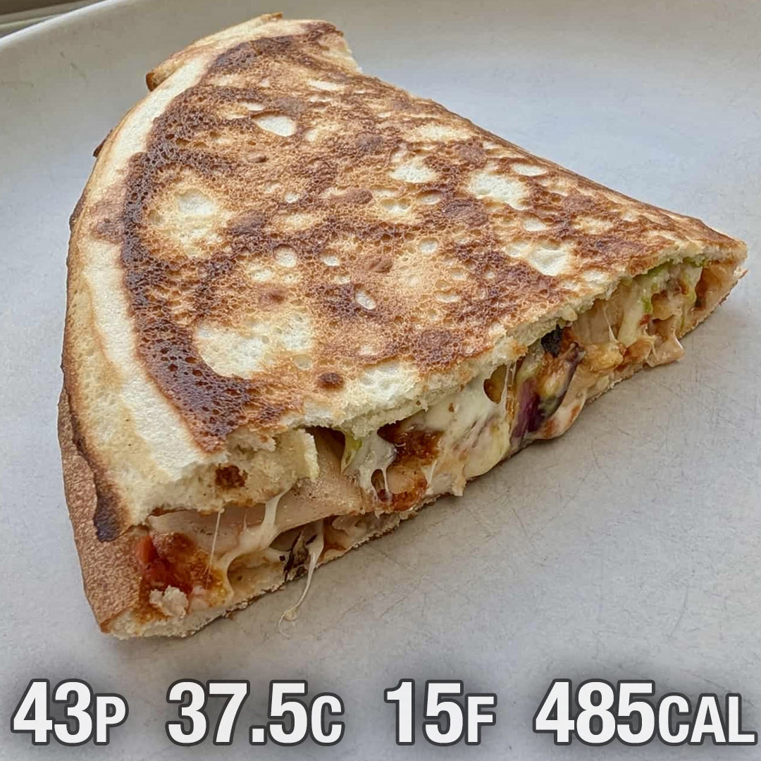 Protein pizza fold with chicken