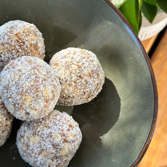 Apricot coconut protein balls x7